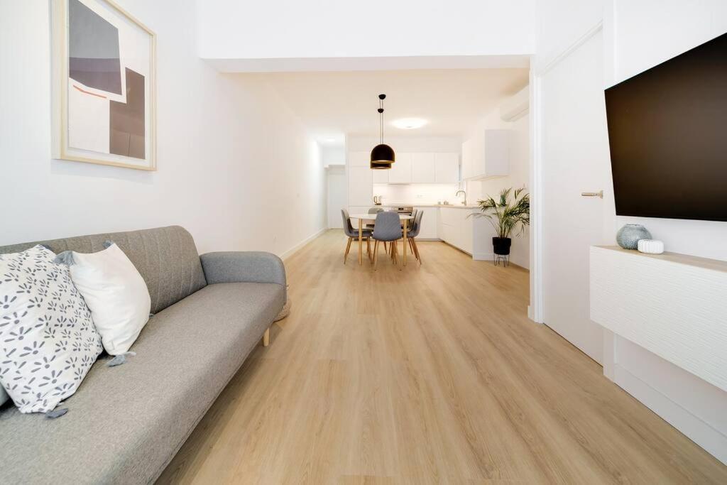 Esplendido Apartamento En El Centro Малага Экстерьер фото