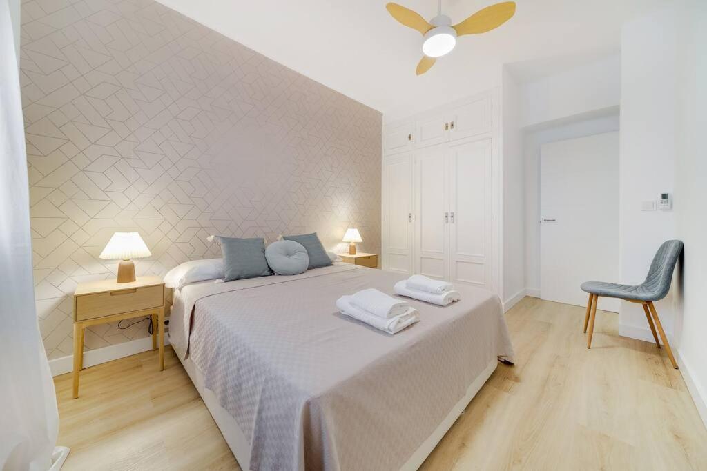 Esplendido Apartamento En El Centro Малага Экстерьер фото