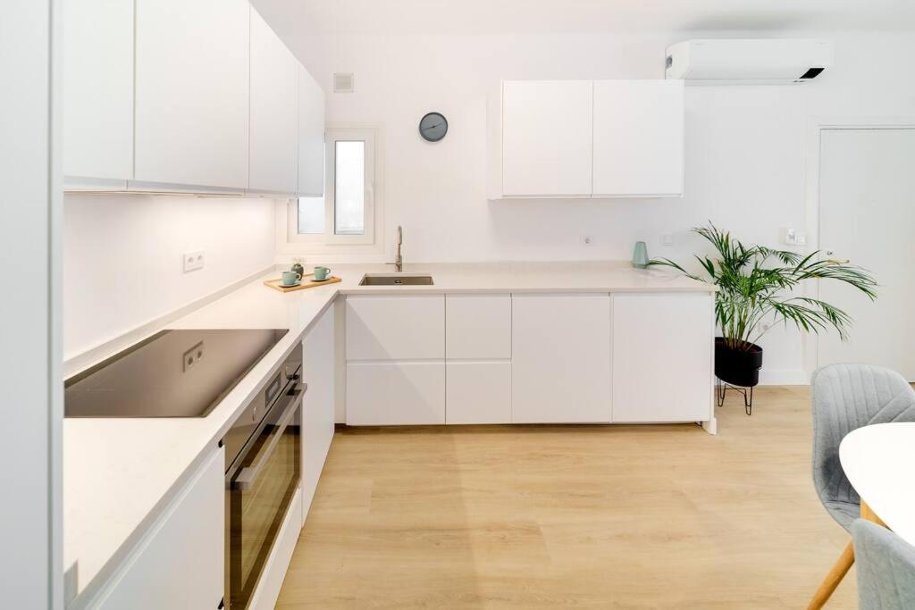 Esplendido Apartamento En El Centro Малага Экстерьер фото