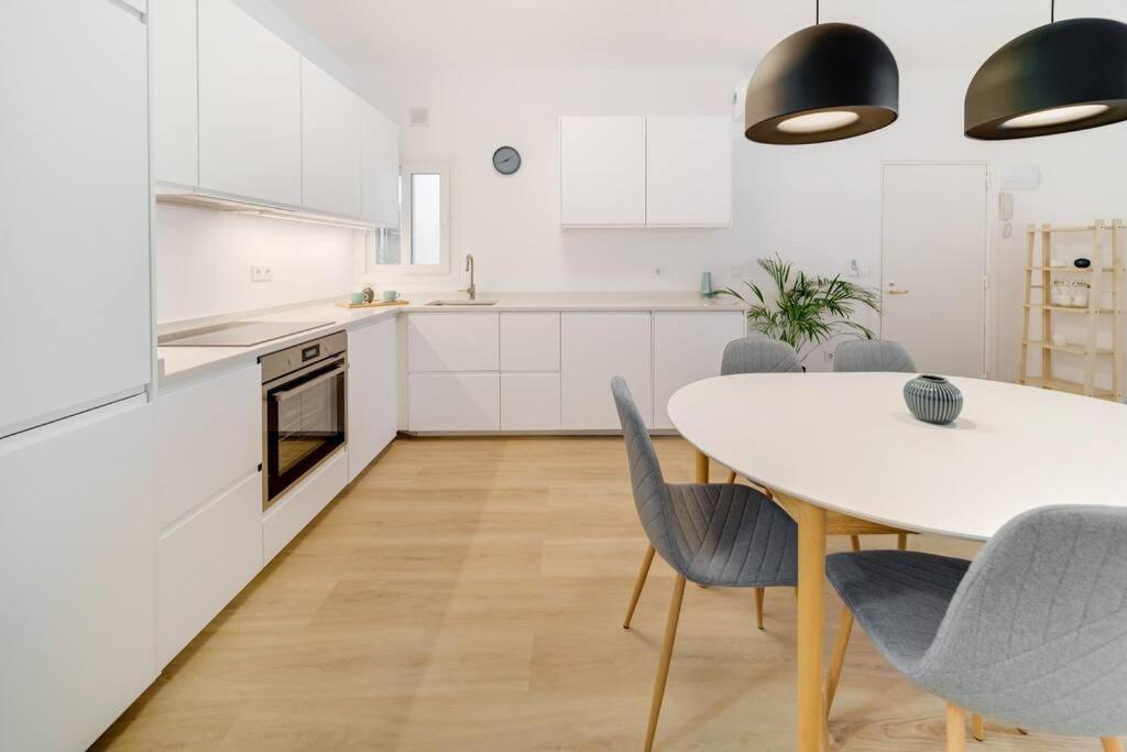 Esplendido Apartamento En El Centro Малага Экстерьер фото